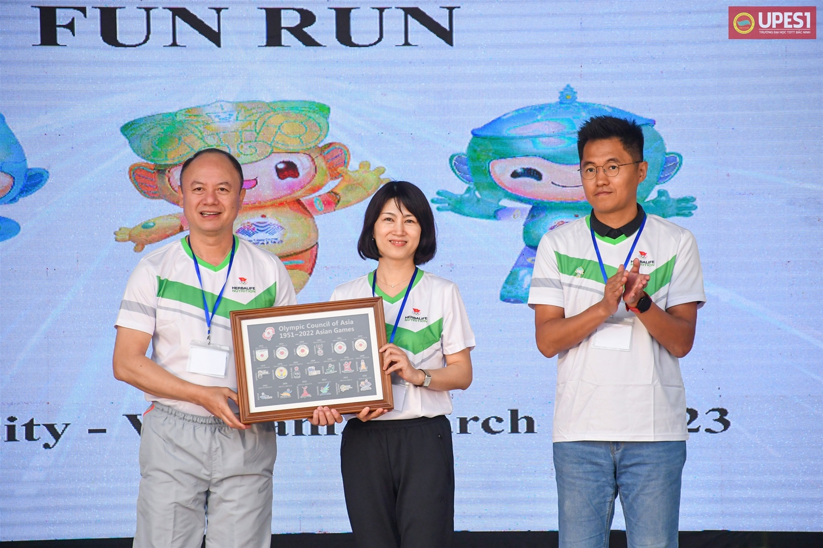 Gần 1500 người tham dự Chương trình chạy FUN RUN - hưởng ứng ASIAD 19 tại Trường Đại học TDTT Bắc Ninh
