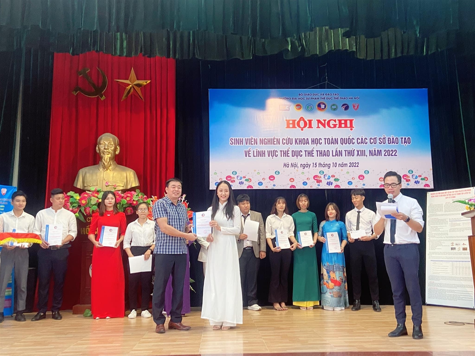 Sinh viên Trường Đại học TDTT Bắc Ninh giành giải đặc biệt tại Hội nghị sinh viên nhiên cứu khoa học toàn quốc các cơ sở đào tạo về TDTT lần thứ XIII năm 2022