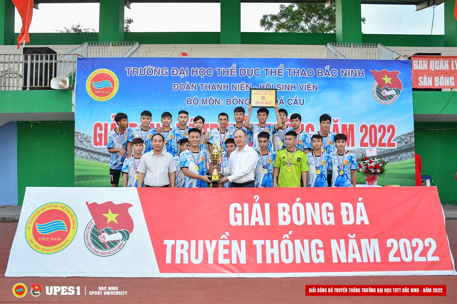 Chung kết và bế mạc Giải bóng đá truyền thống Trường Đại học TDTT Bắc Ninh - năm 2022