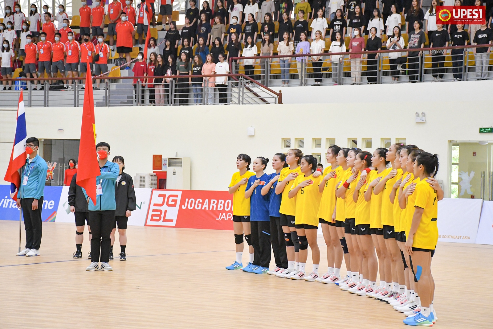 Nữ bóng ném trong nhà, Việt Nam thắng cách biệt Thái Lan 10 điểm
