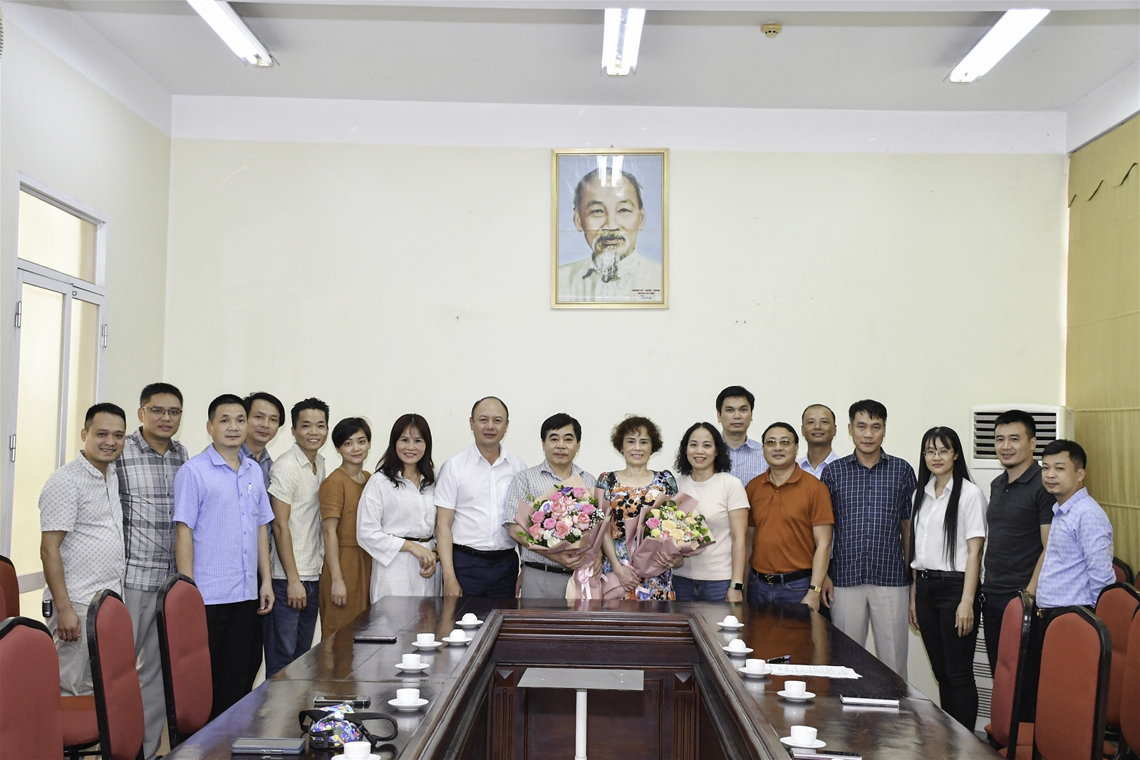 Trường Đại TDTT Bắc Ninh gặp mặt chia tay cán bộ viên chức nghỉ hưu theo chế độ