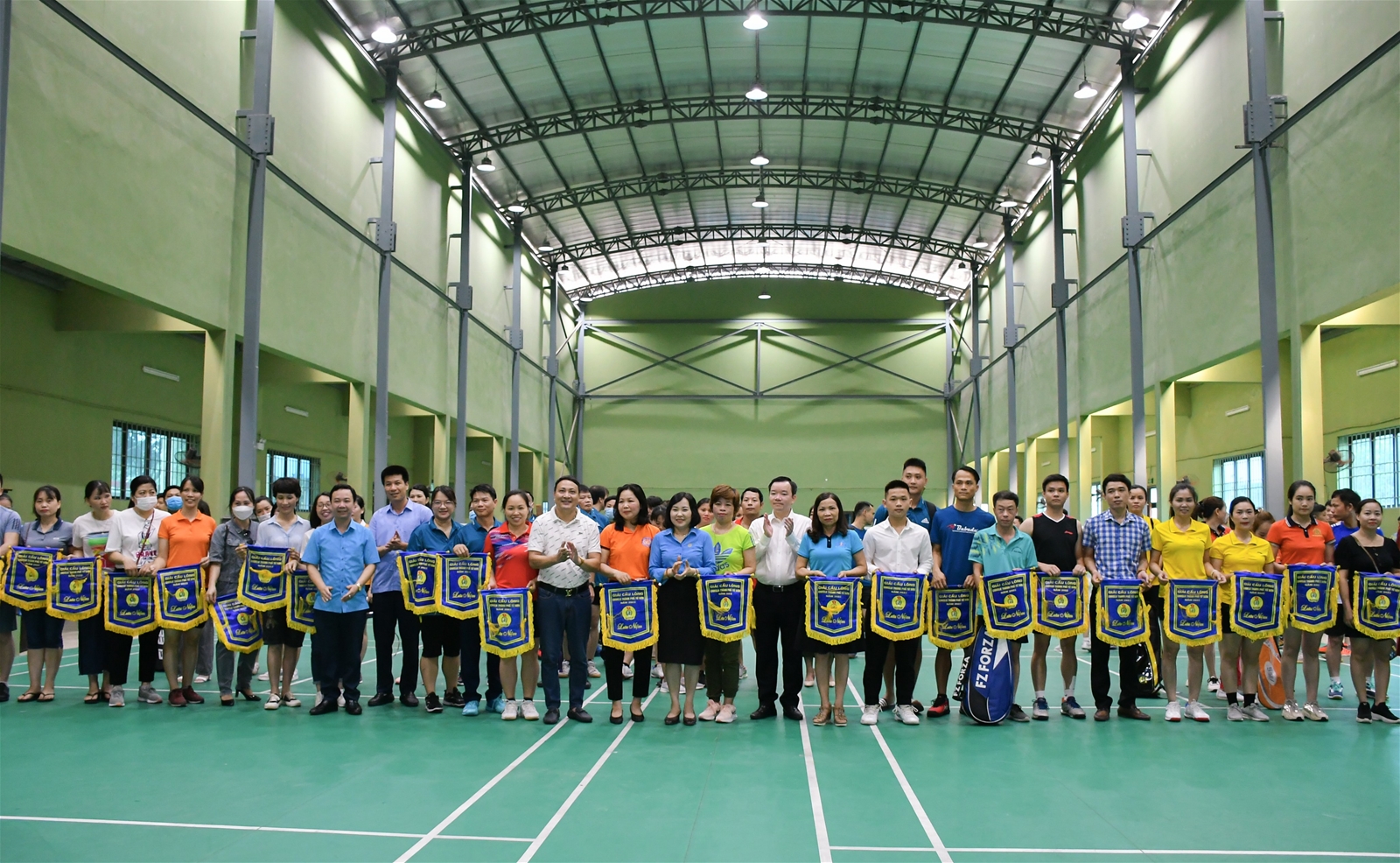 Giải “Cầu lông công nhân viên chức lao động năm 2022” của liên đoàn lao động Thành phố Từ Sơn