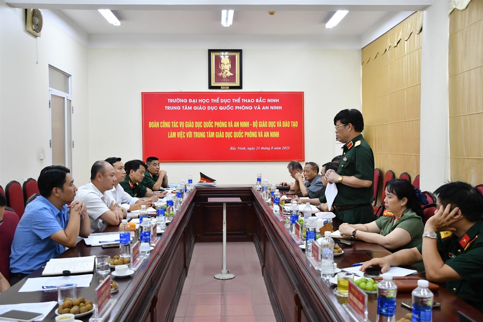 Vụ Giáo dục quốc phòng và An ninh, Bộ Giáo dục và Đào tạo đến thăm và làm việc với Trường Đại học TDTT Bắc Ninh