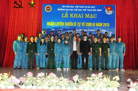 Khai mạc Huấn luyện chiến sĩ tự vệ cụm III năm 2015