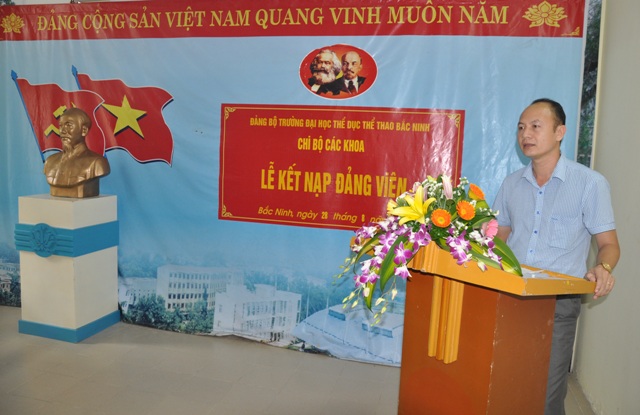 Lễ kết nạp Đảng viên mới