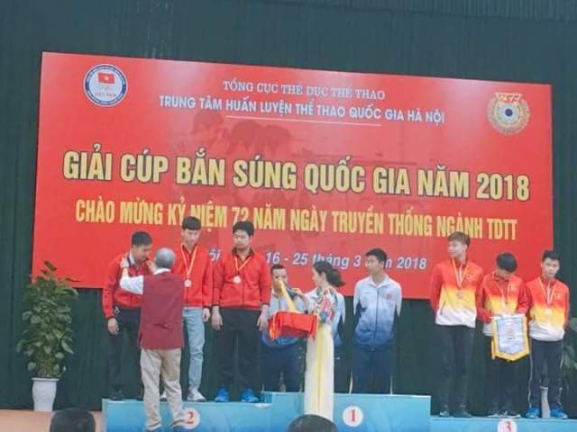 Hai VĐV đội tuyển Bắn súng tập huấn tại Trường giành HCB tại Giải cúp Bắn súng quốc gia năm 2018