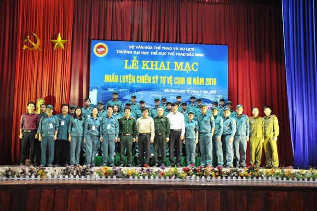 Khai mạc Huấn luyện chiến sĩ tự vệ cụm III năm 2016