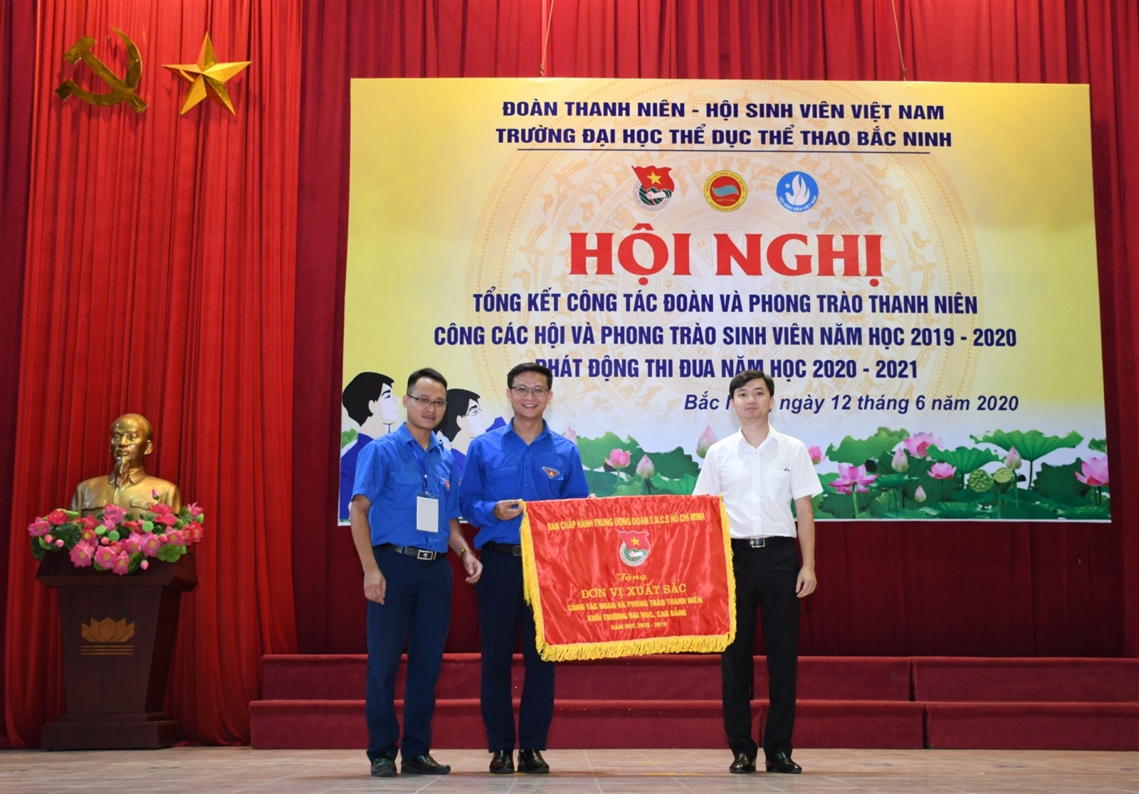 Chuỗi hoạt động tổng kết công tác Đoàn và phong trào thanh niên, công tác Hội và phong trào sinh viên năm học 2019-2020