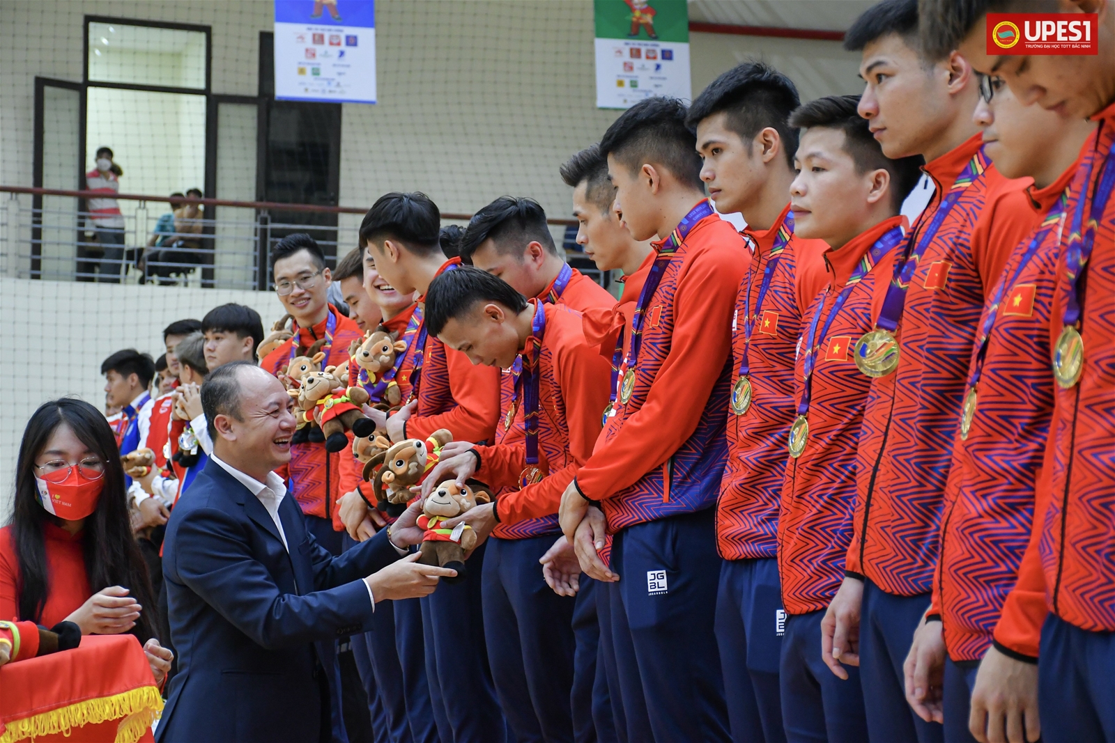 Bóng ném trong nhà, nam VĐV đội tuyển Thái Lan hòa Việt Nam 28-28