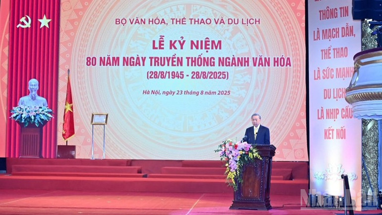Bộ Văn hóa, Thể thao và Du lịch đón nhận Huân chương Lao động hạng Nhất dịp kỷ niệm 80 năm Ngày truyền thống