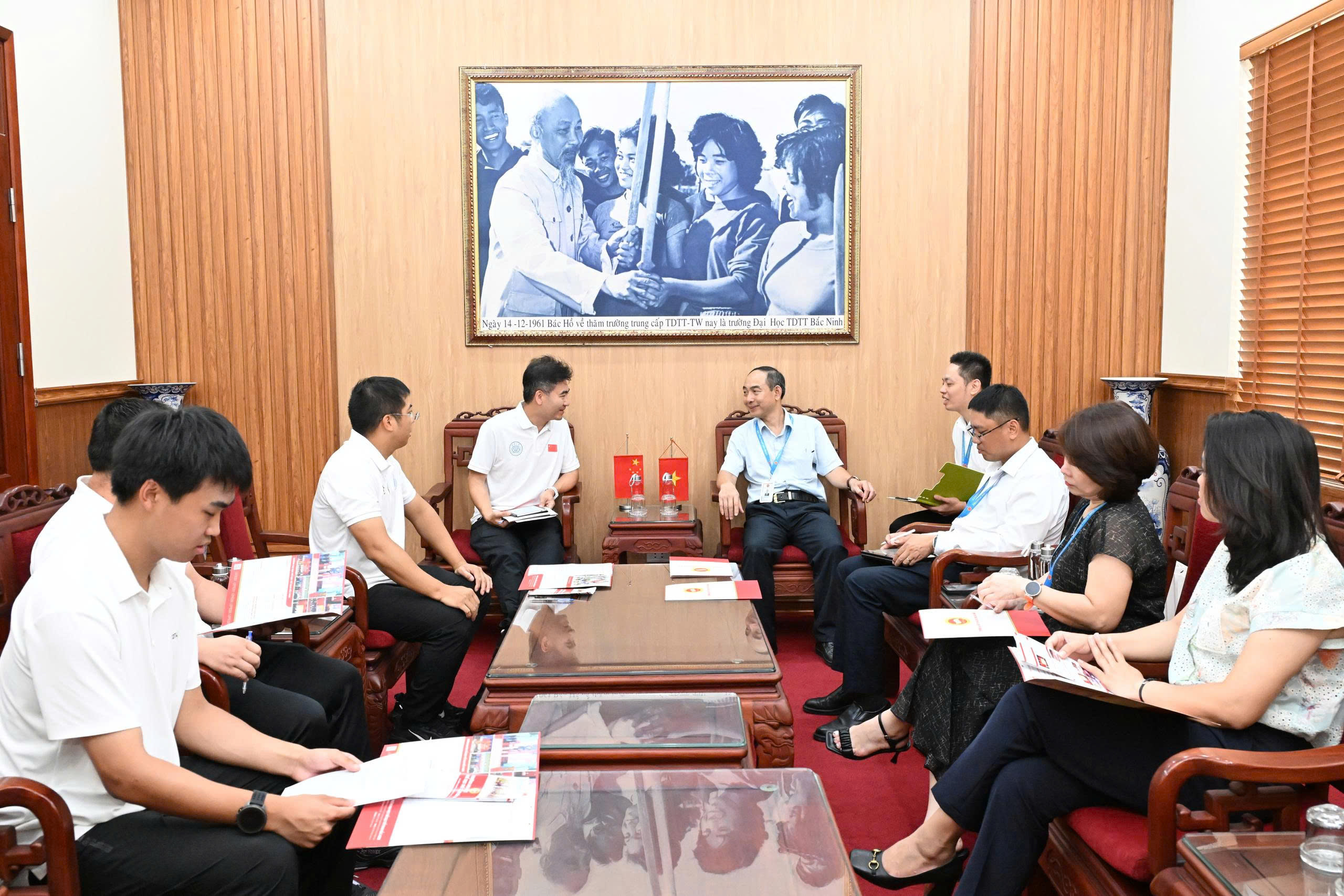 Trường Đại học TDTT Bắc Ninh tăng cường hợp tác quốc tế với Học viện Thể dục thể thao, Đại học Trùng Khánh, Trung Quốc