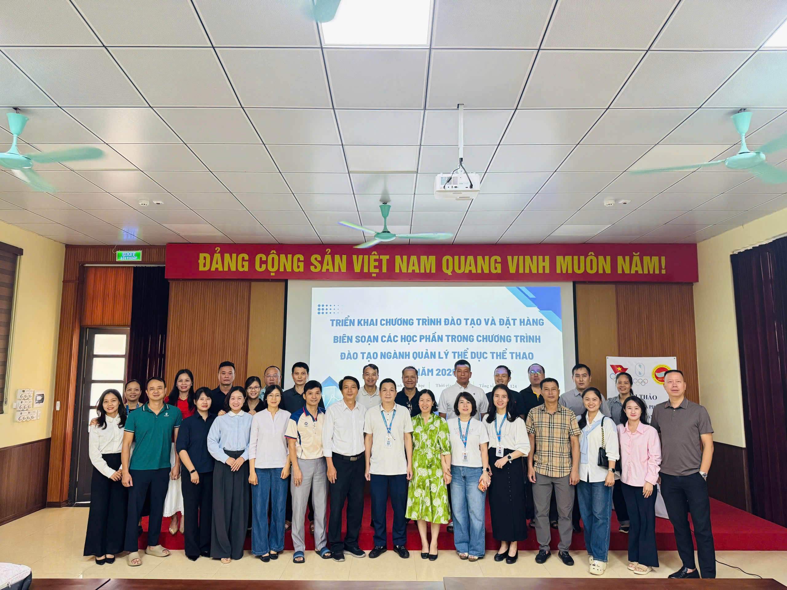 Khoa Quản lý Thể dục thể thao triển khai Chương trình đào tạo Ngành Quản lý thể dục thể thao năm 2026 và đặt hàng biên soạn các học phần trong chương trình đào tạo